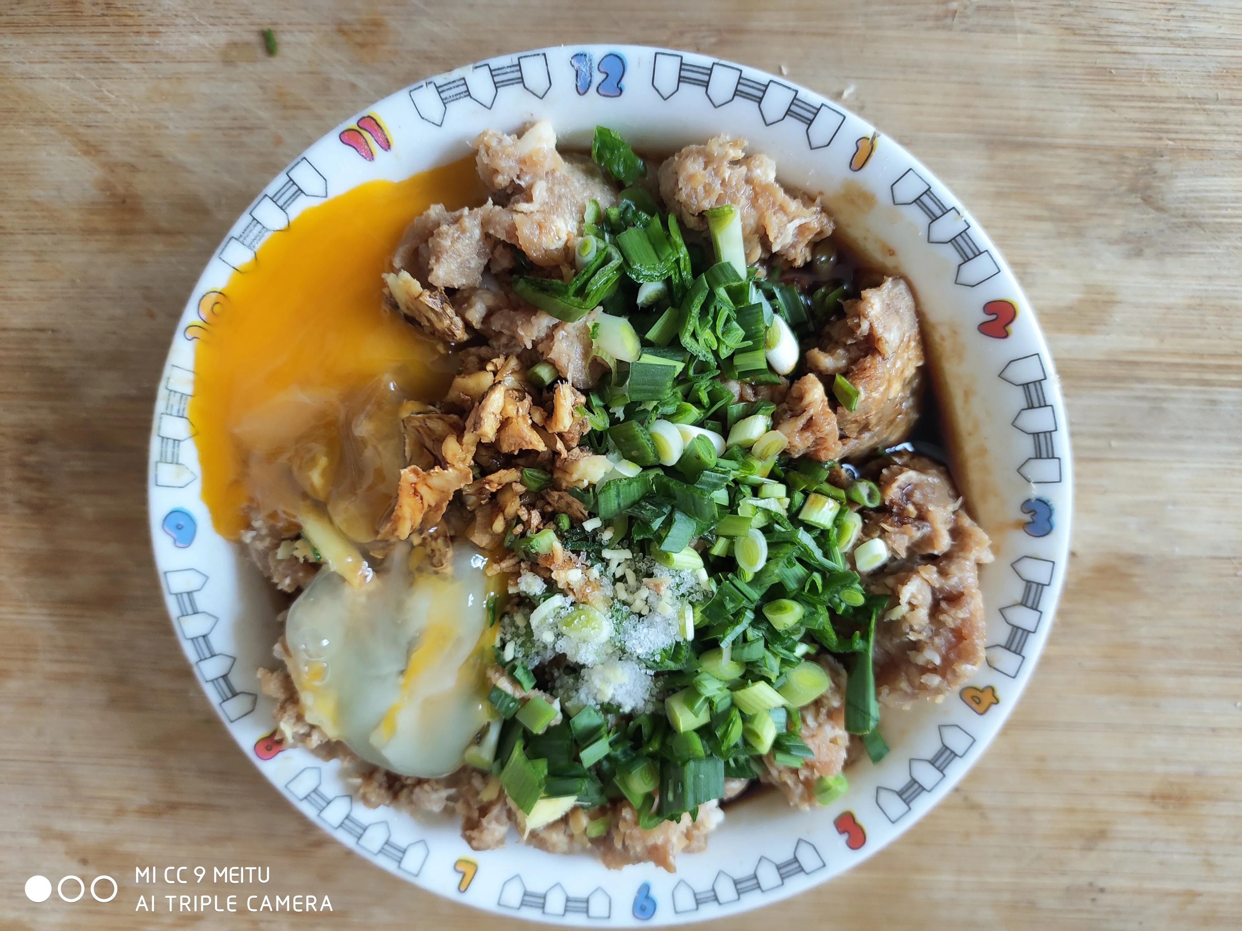 年夜饭喜气洋洋,年夜饭张灯结彩