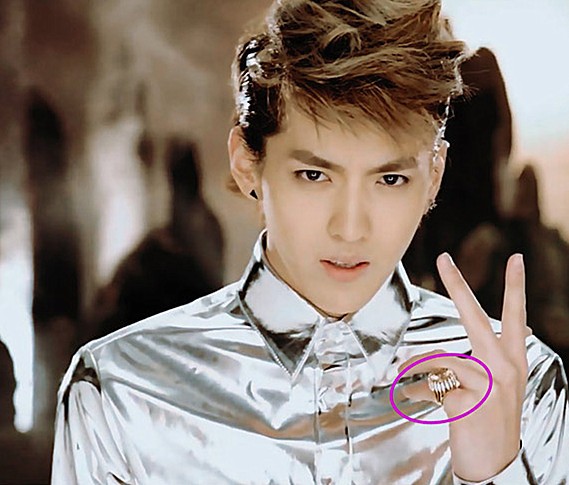 结婚有必要买钻戒吗,结婚戒指买黄金的还是钻戒