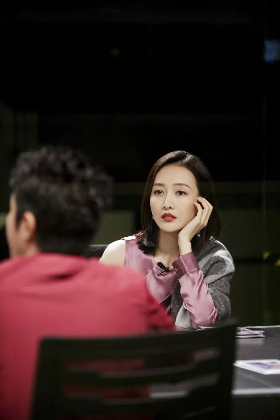 王鸥蓝色一字肩,王鸥红色古装明侦造型