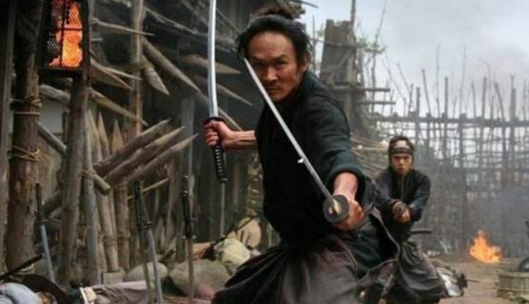 削铁如泥的刀存在吗,削铁如泥的菜刀是真的么