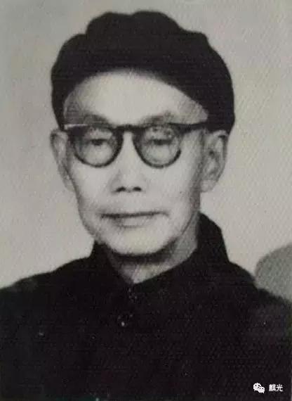 一个家族的百年史解析,家族往事的故事