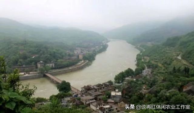 短短两年，荣华村挖掘地标品牌脱贫致富，乡村振兴并不遥远！