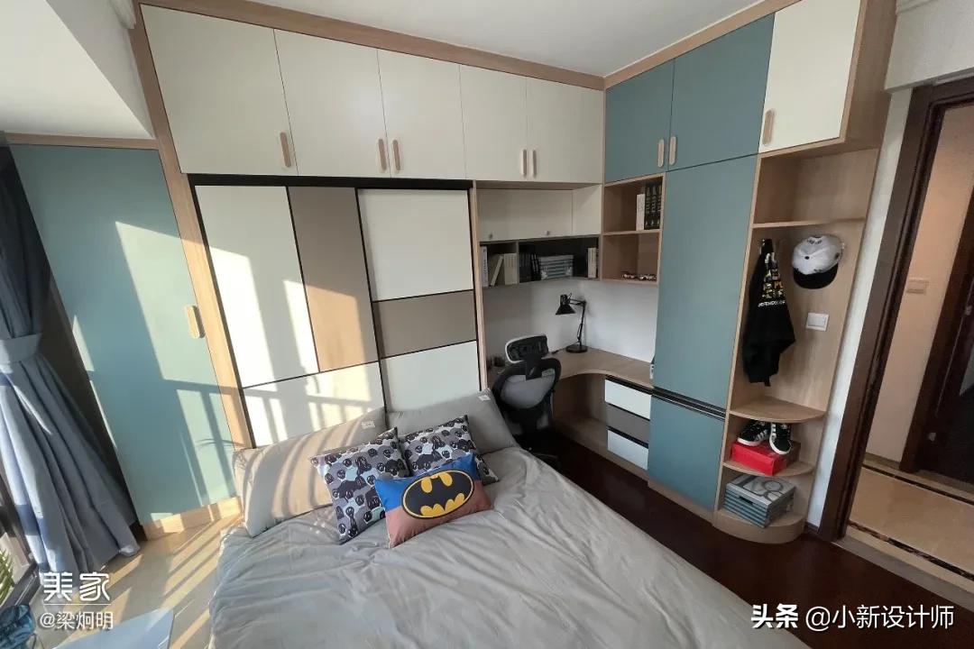 12平榻榻米房间设计带飘窗,小阳台做榻榻米书房装修设计