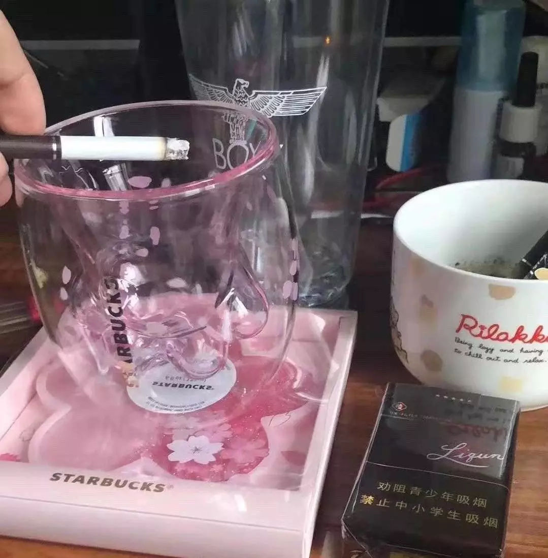 猫爪杯星巴克粉的,猫爪杯紫色和粉色