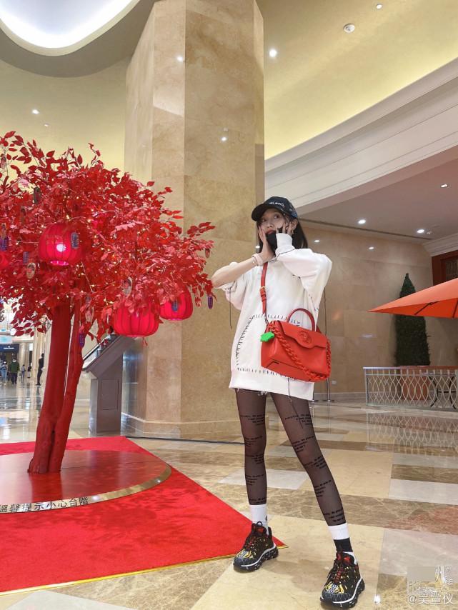 为了钱不顾名誉,为了钱丢掉了尊严值得吗