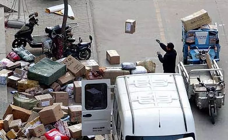 顺丰快递降价最新消息,顺丰快递最新近况