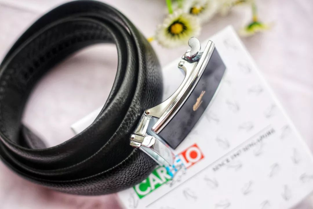 鳄鱼皮带搭配男士,送男朋友腰带推荐小众轻奢