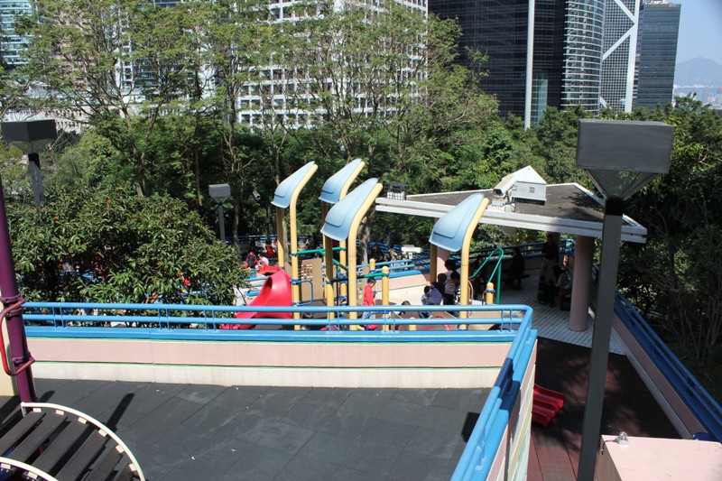 石屎森林中的一块翡翠——香港公园