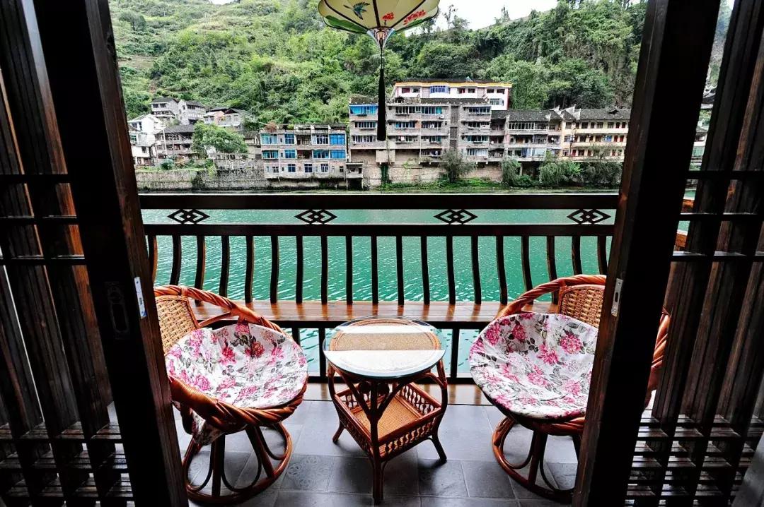 想去古城去哪里好,镇远古镇住宿攻略江景