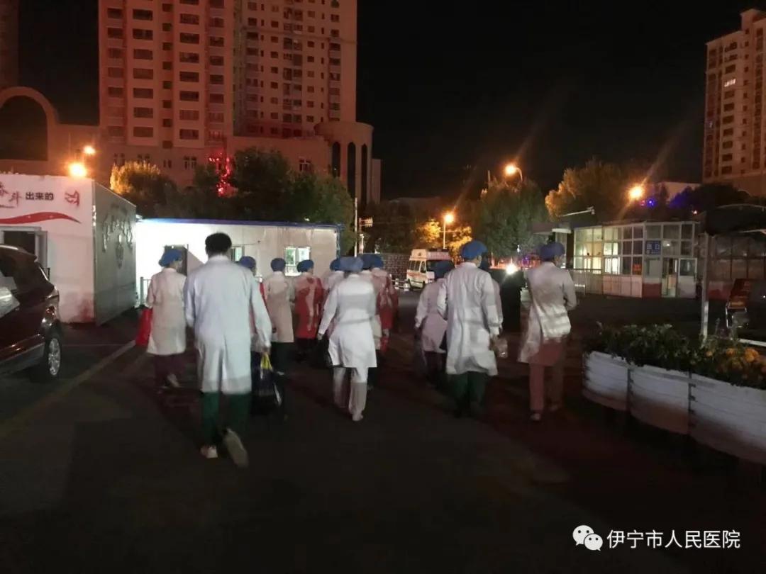 伊宁县疫情之下的我们,疫情期间医务人员不退缩