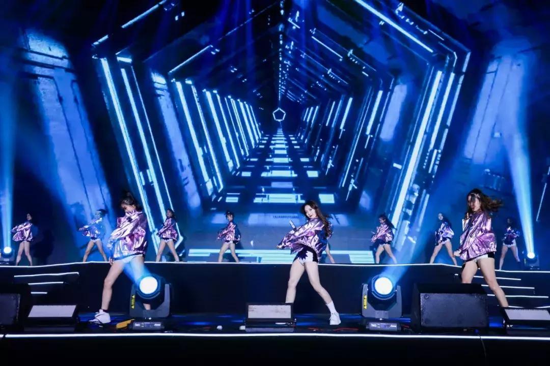 恒生大会,恒生年会