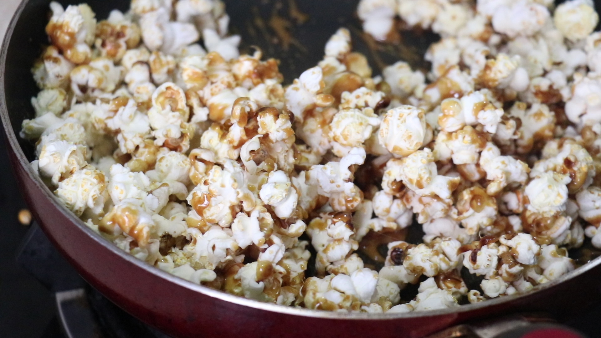 在家自己做爆米花简单做法,在家做爆米花简单教程