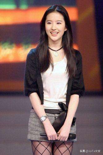 神仙姐姐刘亦菲私服,神仙姐姐刘亦菲仙女裙美呆了