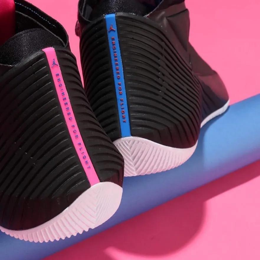 国外版球鞋比国内版便宜,得物球鞋国内版和国外版的区别