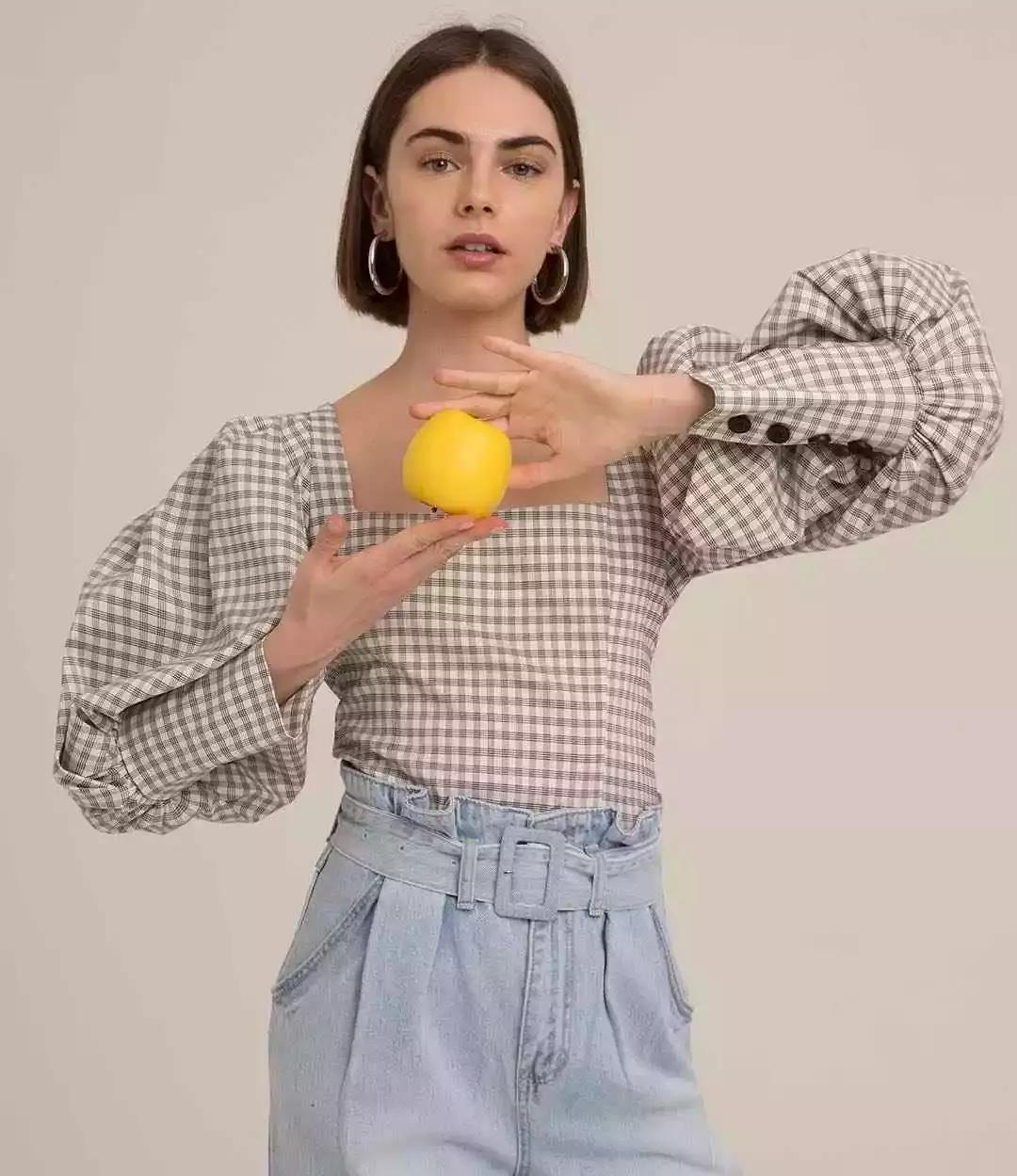 lisa圆领针织长袖罩衫,lisa短上衣推荐