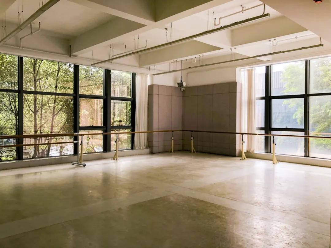 如何选好的舞蹈培训机构,选舞蹈培训学校怎样选该关注什么