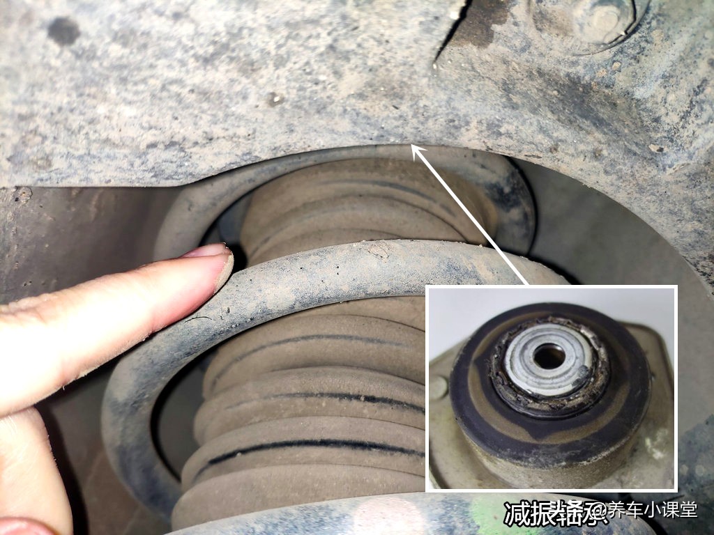 老车子底盘感觉松散,丰田锐志底盘松散问题