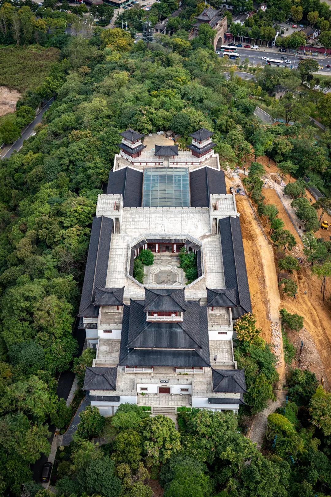 “亚洲桅杆”上的消防故地,曾让武汉三镇失去秘密