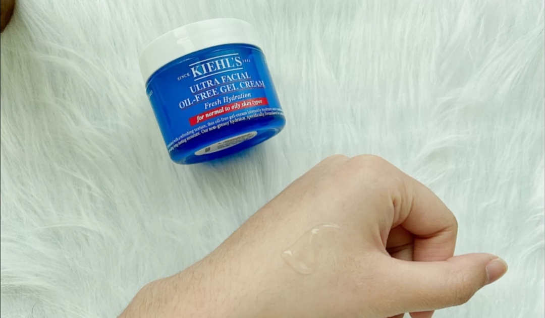 冬天面霜补水保湿不油腻雅顿,雅顿和珂润面霜哪个好