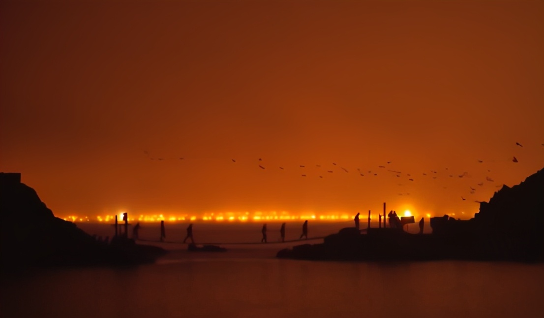 秘鲁鸟粪工工资,秘鲁的鸟粪开采工人