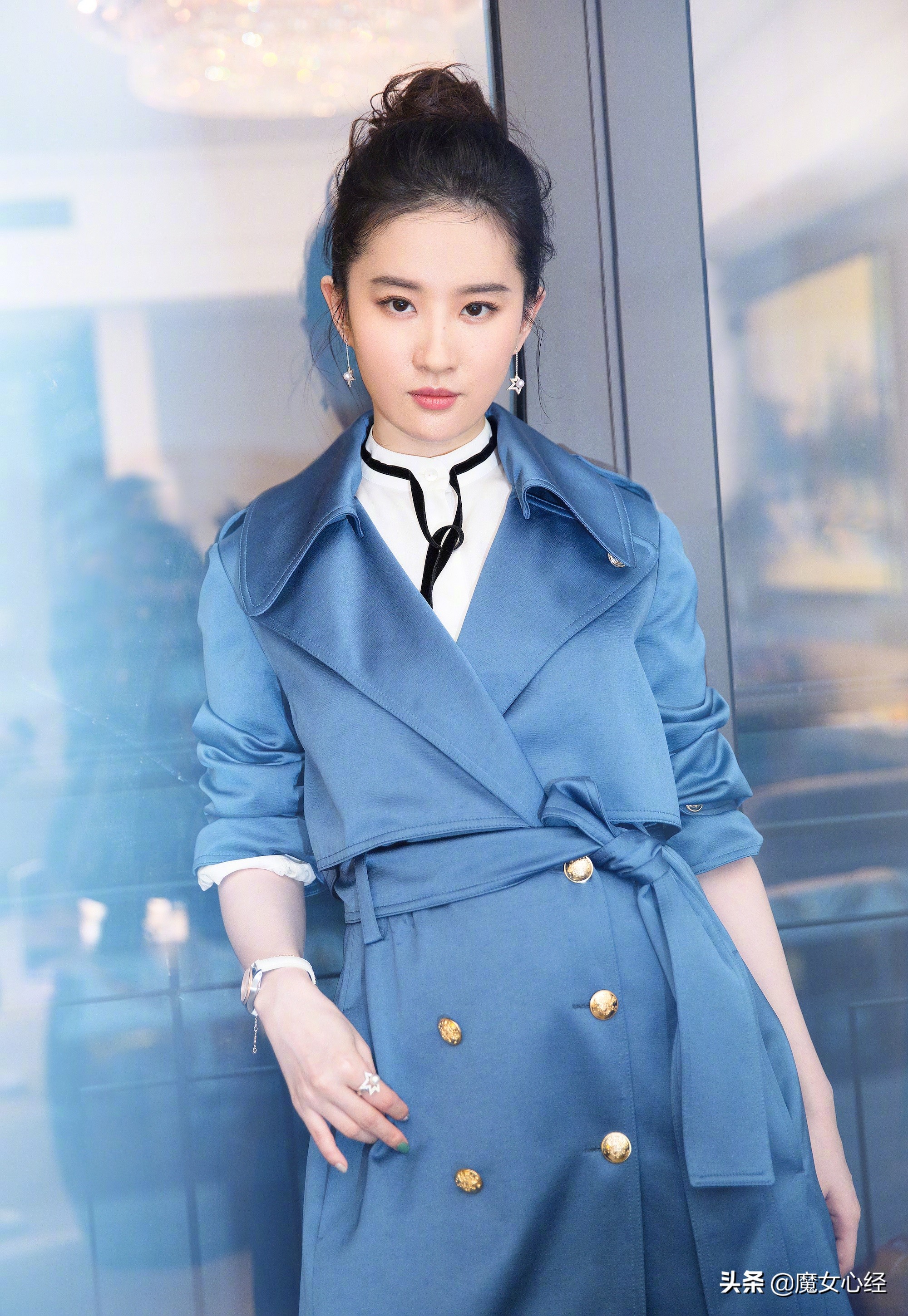 溜肩的正确穿搭,肩窄溜肩怎样穿搭