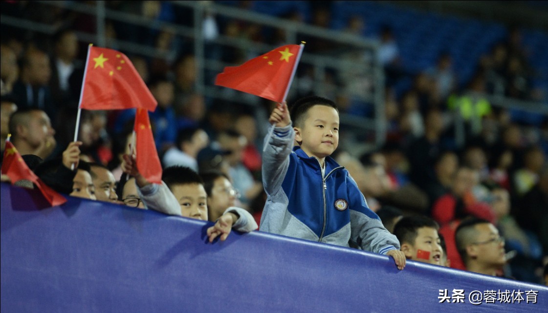 中国足协公告李铁主帅,中国国家队足球主教练李铁