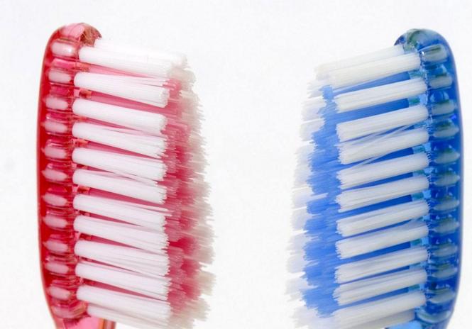 怎么清洁皮裤上的皮,皮裤怎么清洗去味