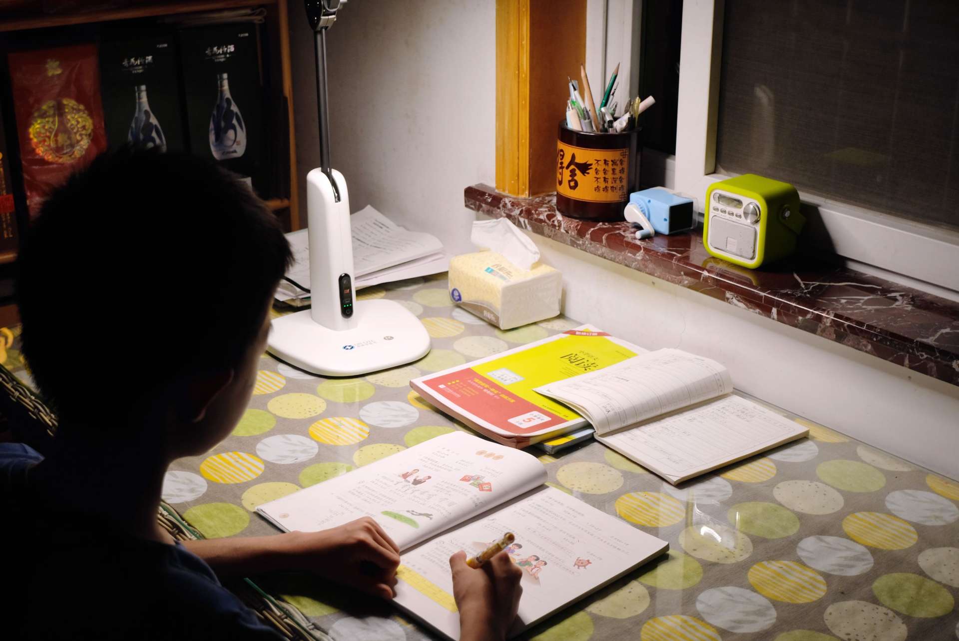 爱德华台灯真的很好吗,护眼台灯爱德华