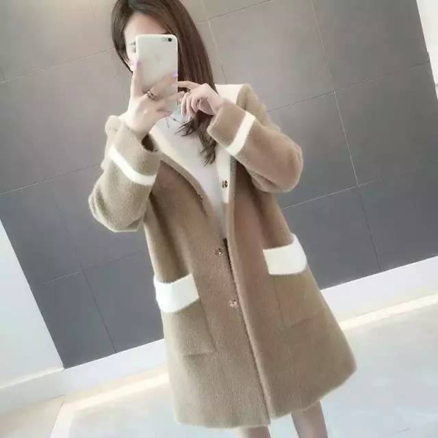 女人过了40岁就别穿得太老气了,40岁女人水貂绒搭配