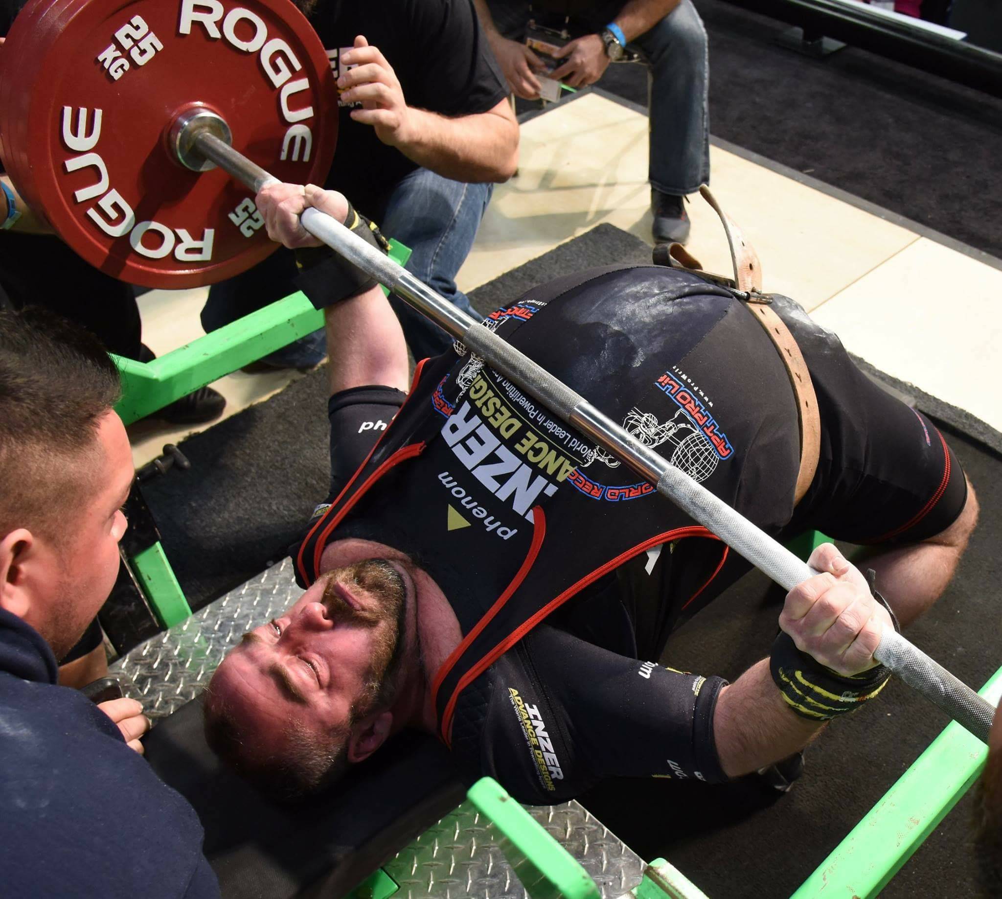 推动力量举大数字进程的商业大亨-约翰·英泽