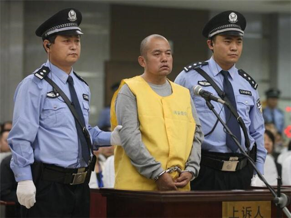 死刑缓期两年执行意味着什么,死刑反缓期两年执行是什么意思