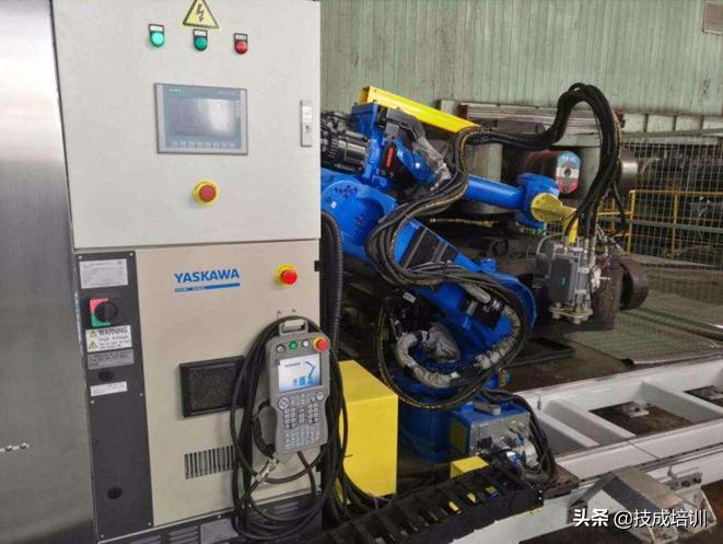 学工业机器人技术前景和待遇如何,工业机器人本科毕业工资多少