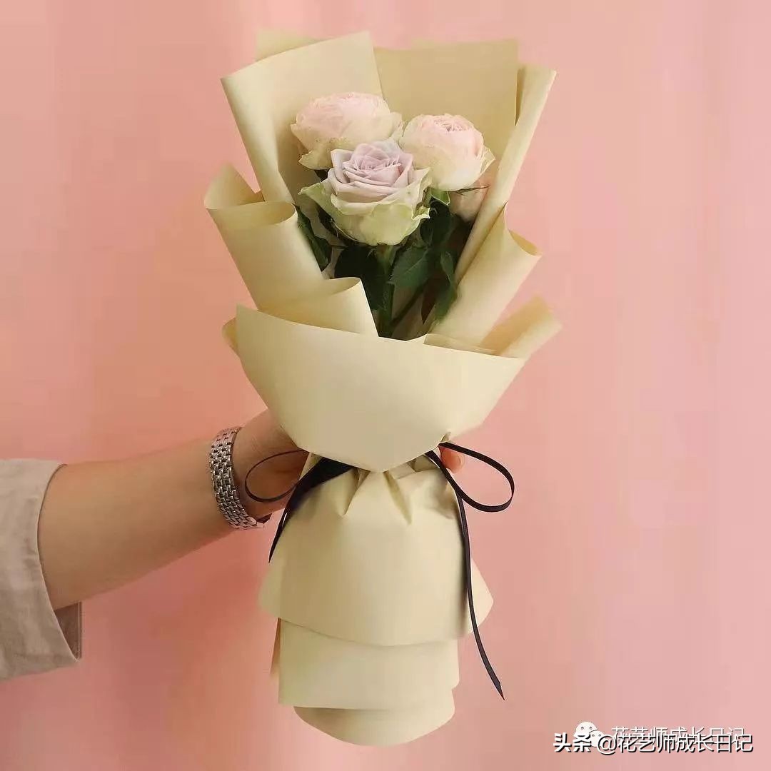 玫瑰花从1到99朵的花语是什么,1到19朵玫瑰花语是什么