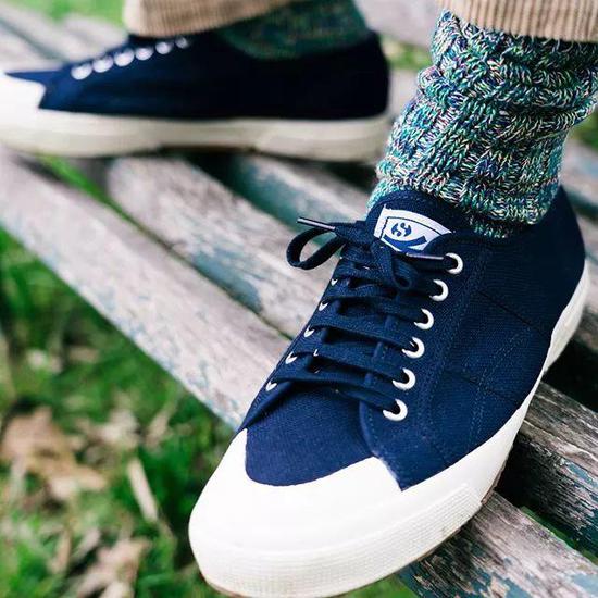 这5款经典帆布鞋还能再流行100年,什么牌子的帆布鞋舒服耐穿又好看