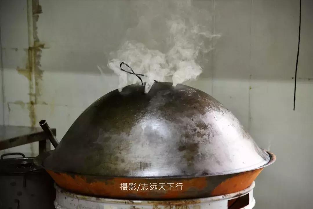 悠然三明：梅列瑞云山为佛，葡萄美酒配熏鸭