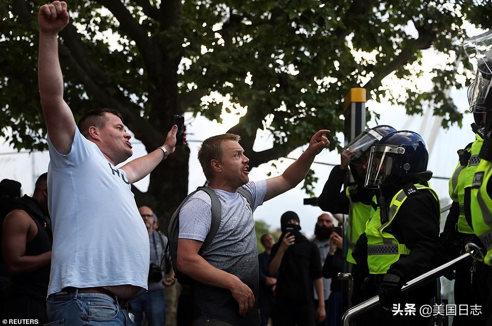 浼︽暒绉嶆棌楠氫贡浜嬩欢,鑻卞浗鐖嗗彂楠氫贡瀹炲綍瑙嗛