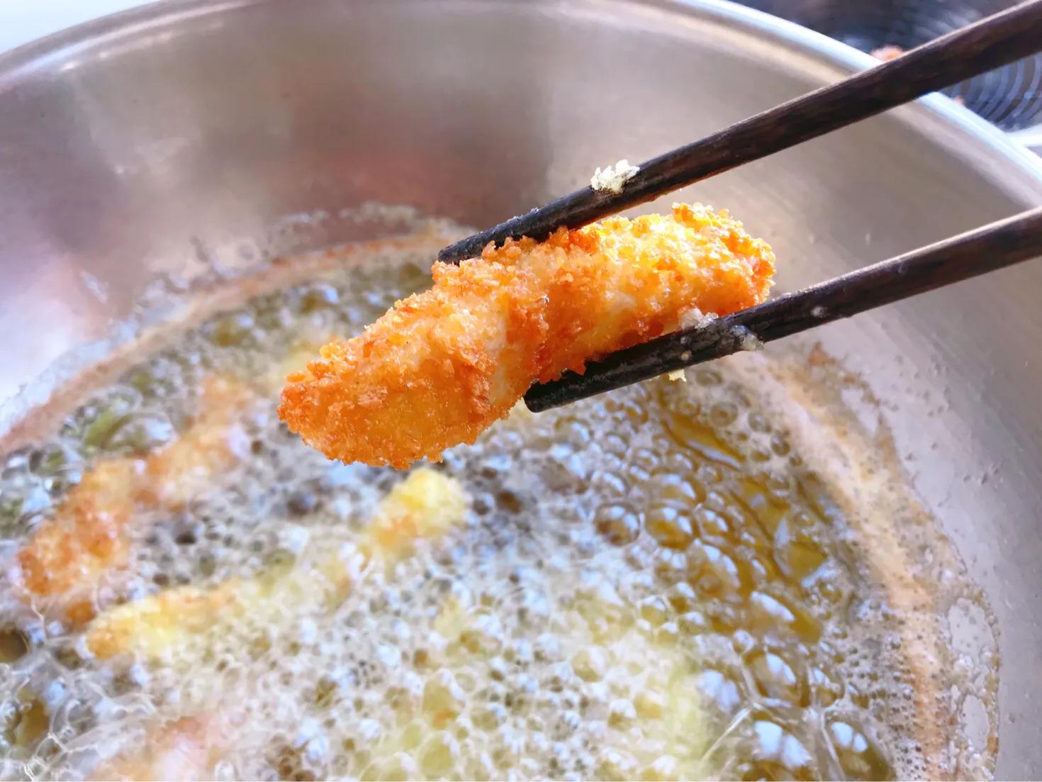 炸鸡柳正确的做法,炸鸡柳怎么外酥里嫩