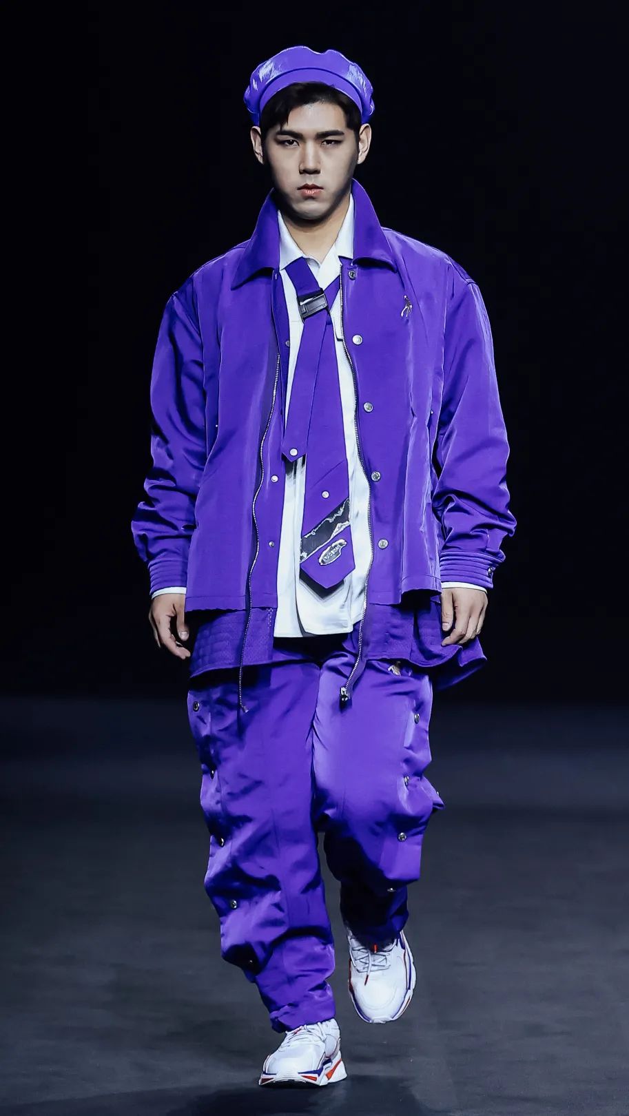 2021秋冬女装款式流行趋势,2018秋冬趋势报告巴黎时装周