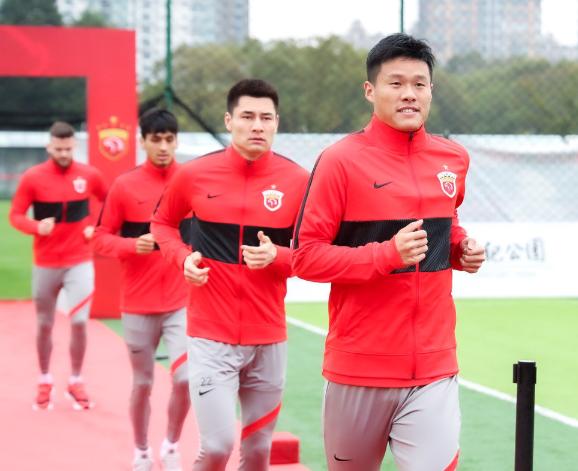 国脚失误丢球,前国脚2场3次失误丢球国家队