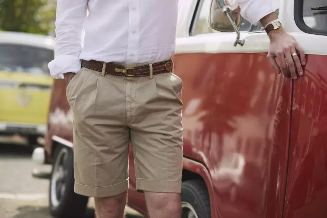 男士应该选择什么腰带,男士目前比较流行的腰带