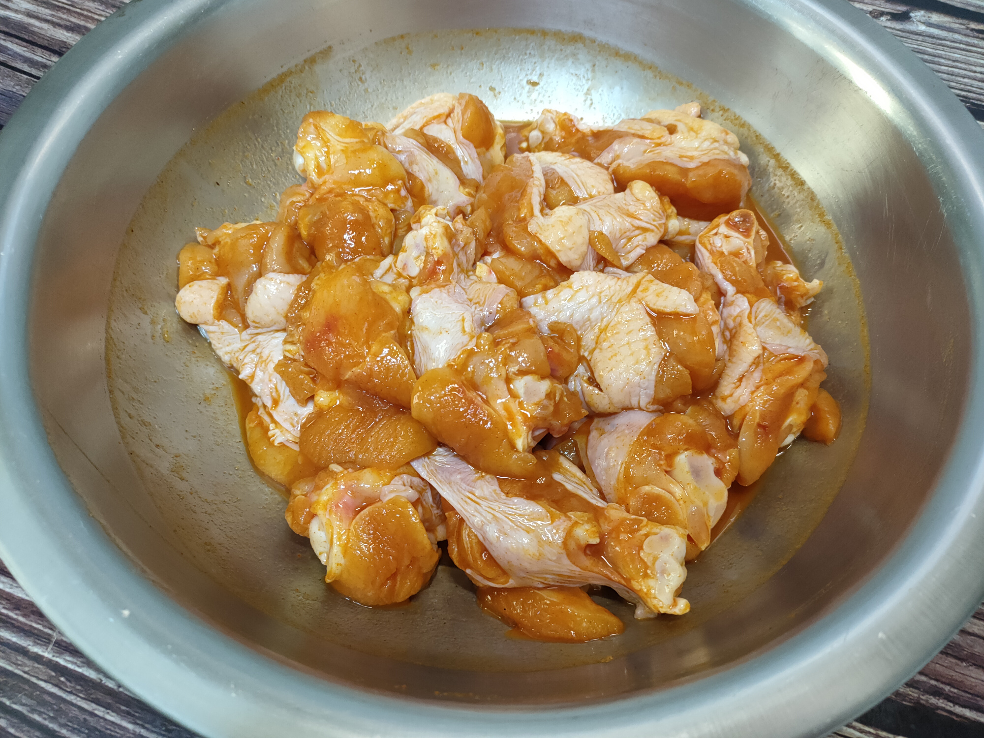 炸鸡店小吃教程,炸鸡怎么外酥里嫩开店配方