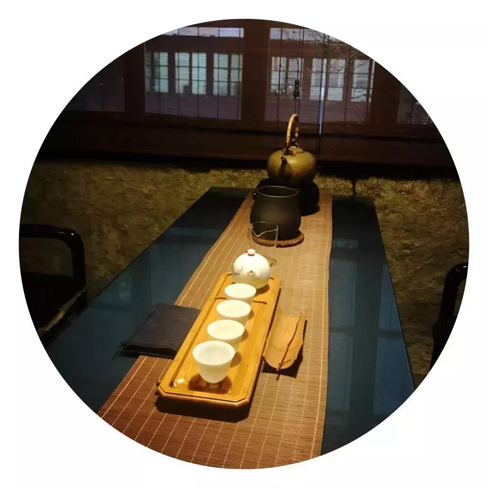 晓枝滴甘露味落寒泉中是什么意思,系辞朗读版