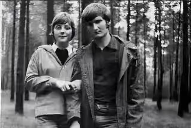 德国女总理默克尔什么时候卸任的,德国铁娘子卸任视频