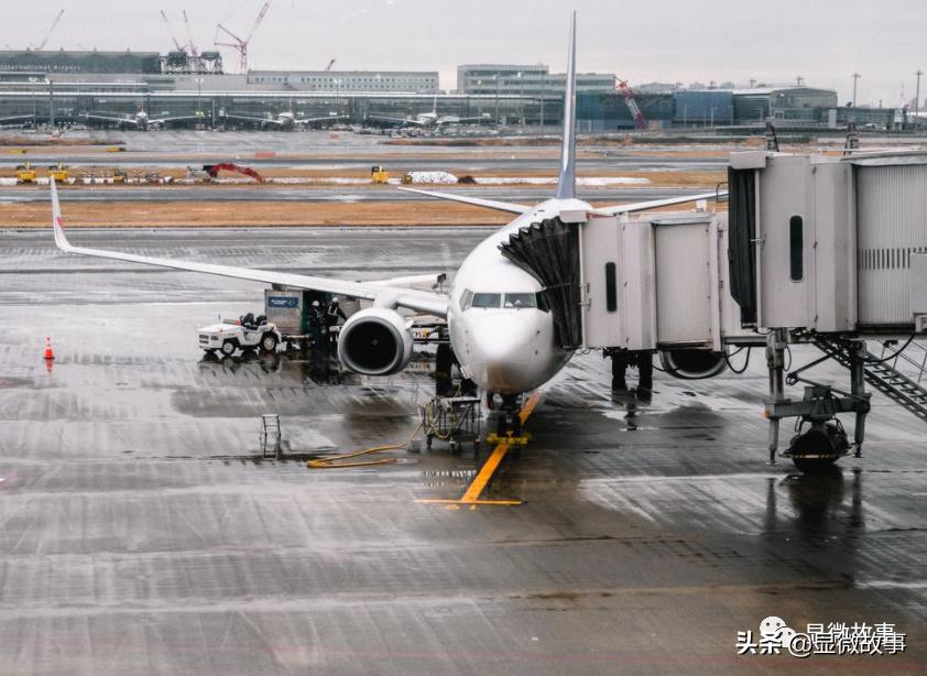 空姐迷失案,空姐兼职收入