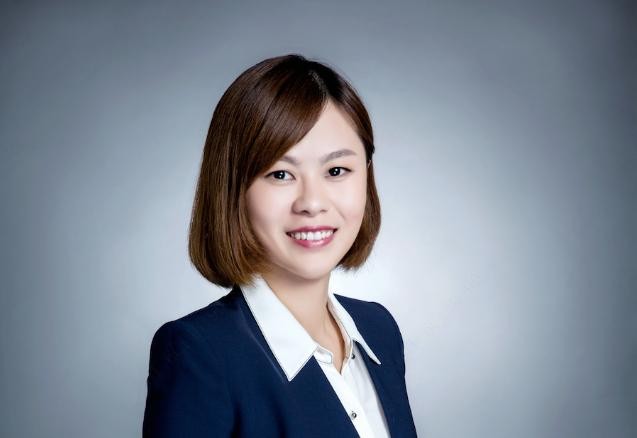 5万元买基金一年能赚5万吗,跟着基金经理买股