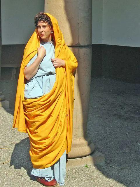 古罗马人穿着,古罗马人穿裤子吗