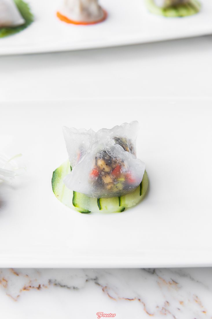 在唐阁，不止有难忘的美食体验，更有43层才能触及的海口绝美风景