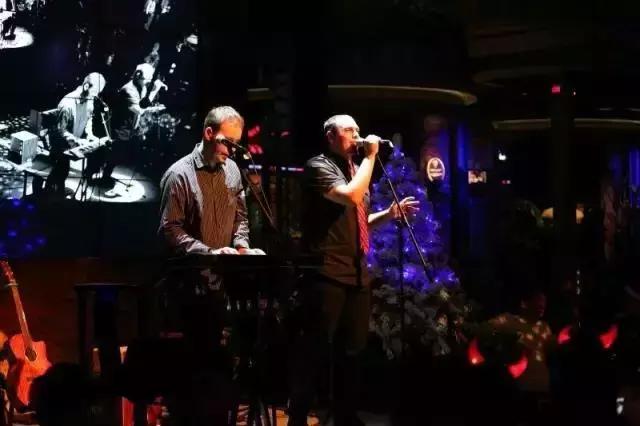 又想骗我去拍照！博大4楼空降网红美食街等你吃！