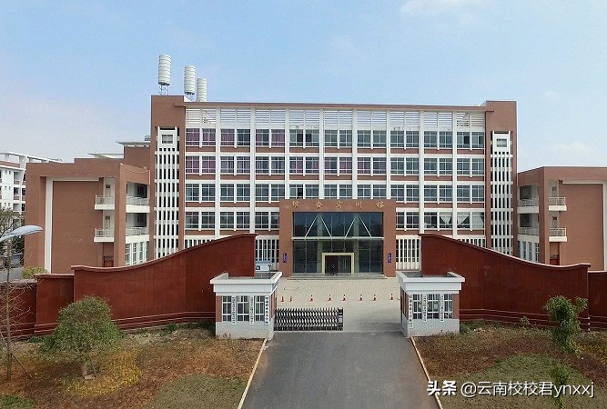 2021昭通市技工学校招生计划,昭通市职业教育中心招生简章