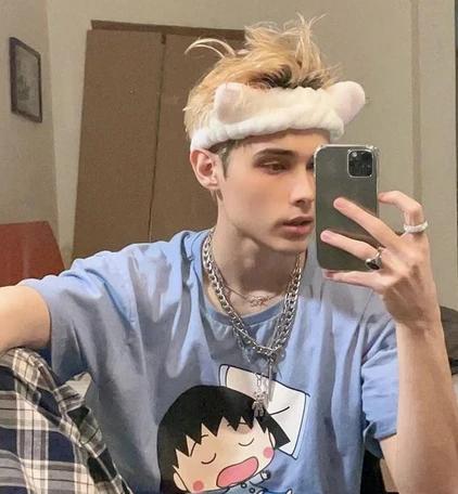 笑死,“最惨打工人”利路修红回俄罗斯!数万俄网友求中国粉丝放人